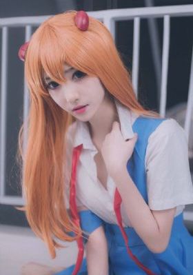 24岁尹律