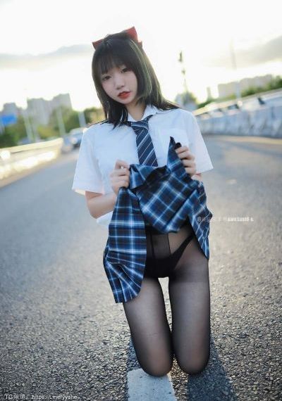 ipz634紧身裙老师在线播放
